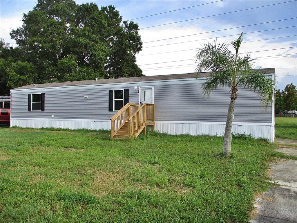 6076 140TH TERRACE N CLEARWATER, FL 33760