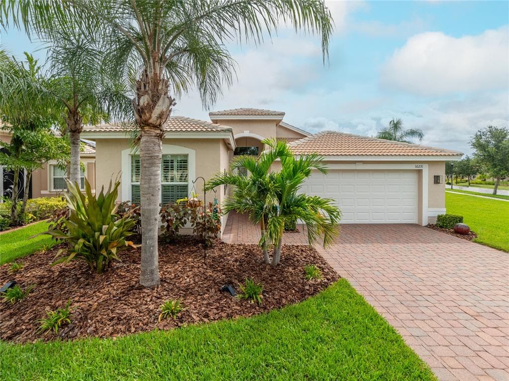 16231 CAPE CORAL DRIVE WIMAUMA, FL 33598
