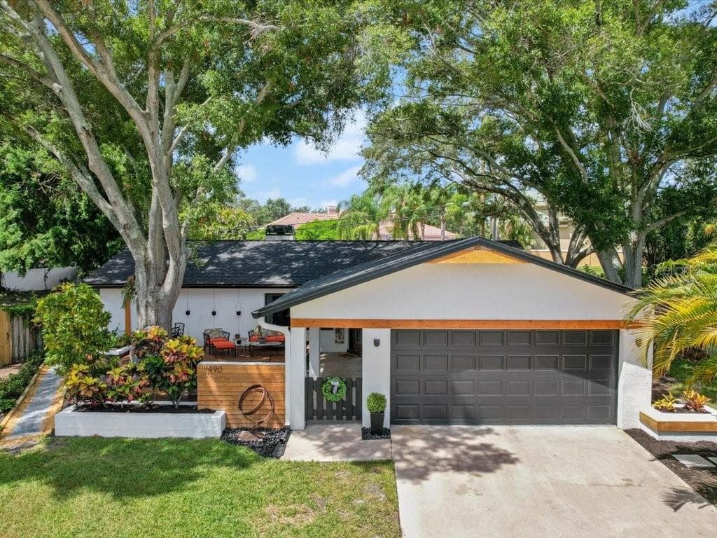 11490 102ND COURT SEMINOLE, FL 33778