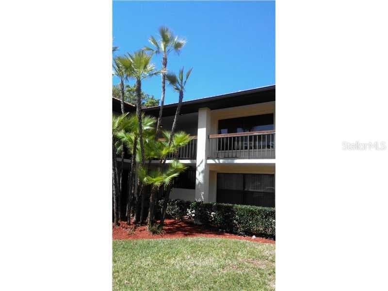 1109 HAMMOCK PINE BOULEVARD UNIT 1109 CLEARWATER, FL 33761