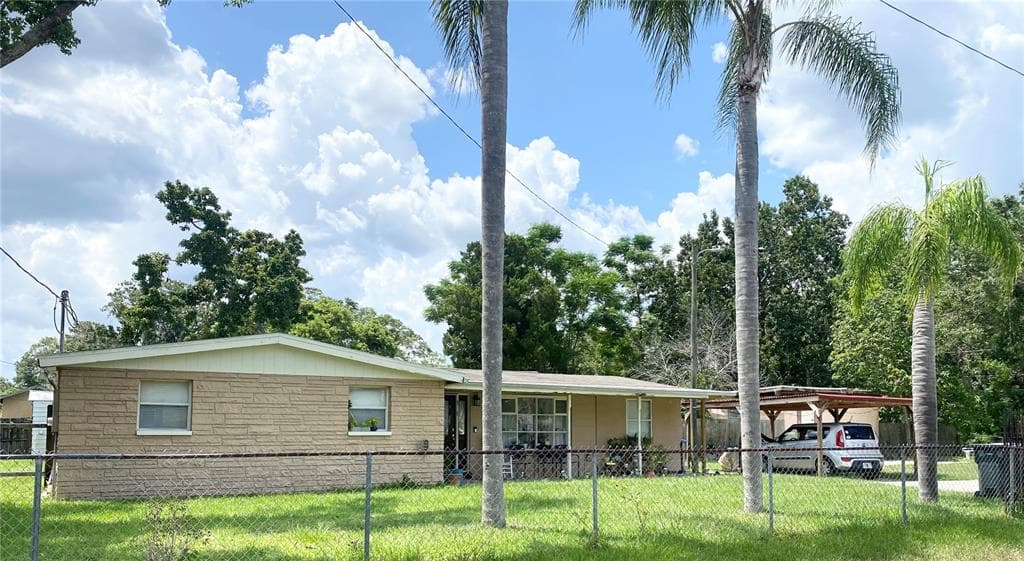12722 WORCHESTER AVENUE TAMPA, FL 33624