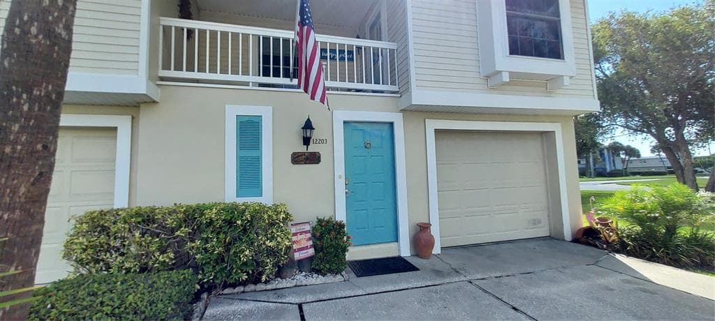 12203 SUN VISTA COURT E UNIT 111 TREASURE ISLAND, FL 33706