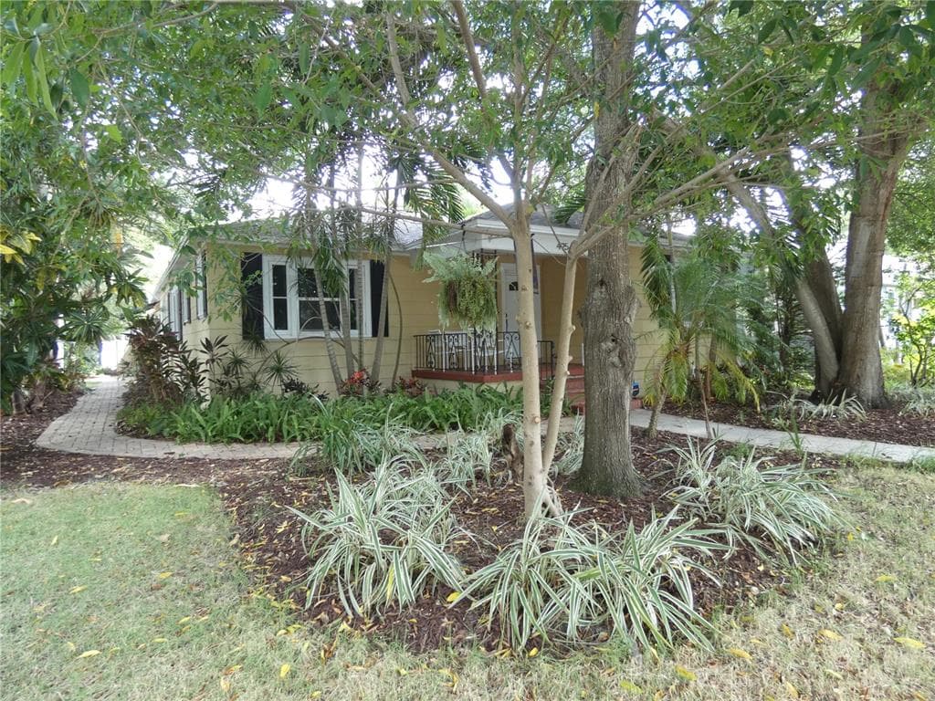495 24TH AVENUE N ST PETERSBURG, FL 33704