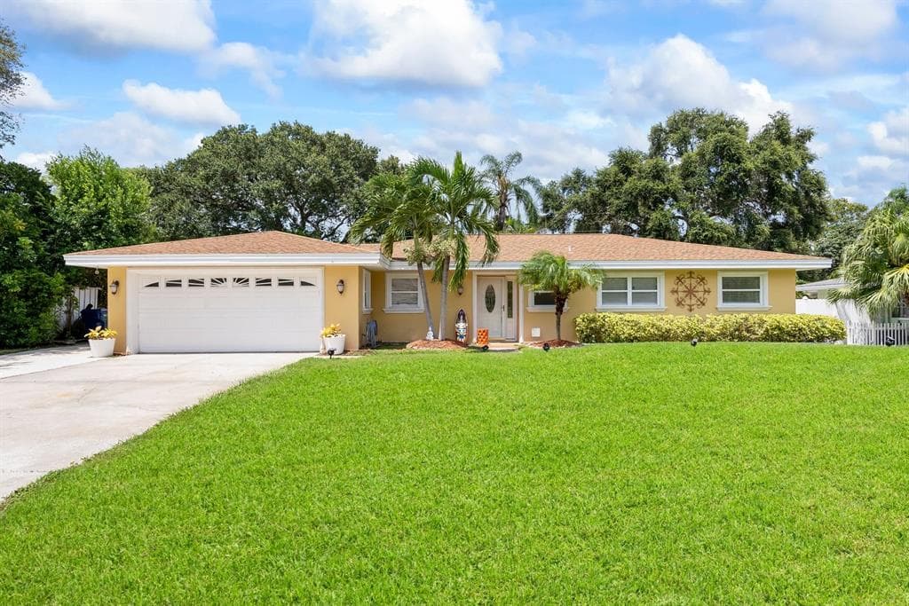 1646 FRUITWOOD DRIVE CLEARWATER, FL 33756