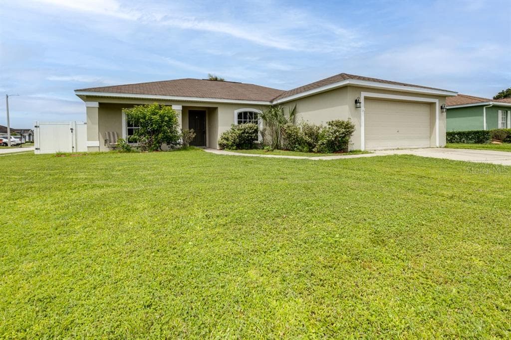 2800 OAK HAMMOCK LOOP MULBERRY, FL 33860