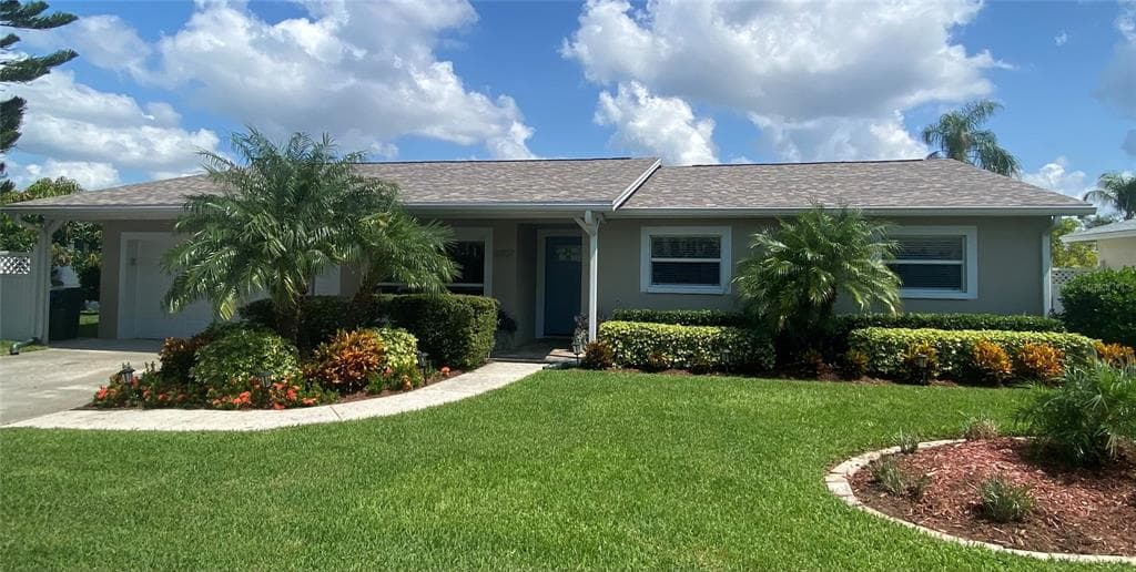 8707 PALISADES DRIVE TAMPA, FL 33615