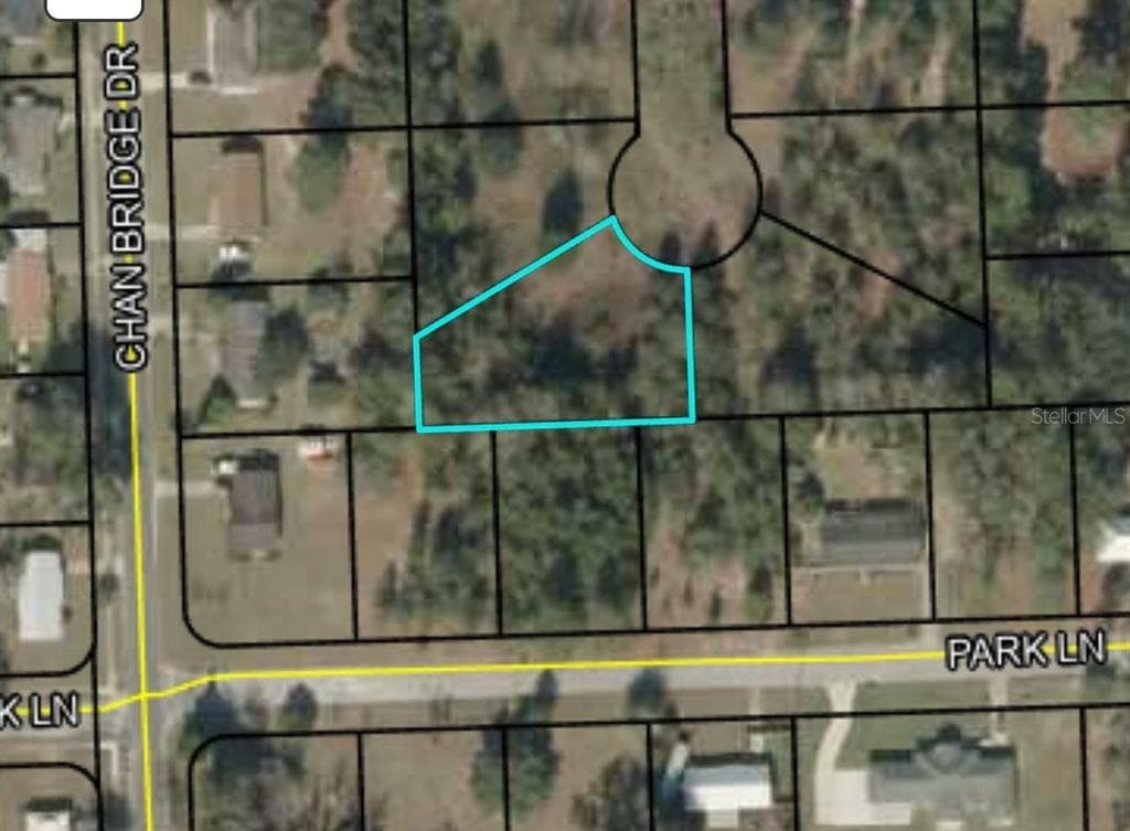TWIN OAK CIRCLE JASPER, FL 32052