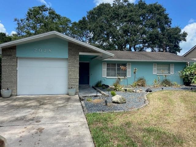 2028 PRINCETON AVENUE DUNEDIN, FL 34698