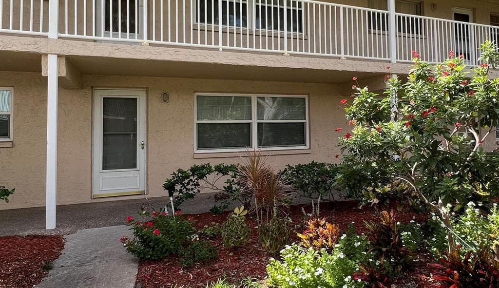 10035 63RD AVENUE N UNIT 2 ST PETERSBURG, FL 33708