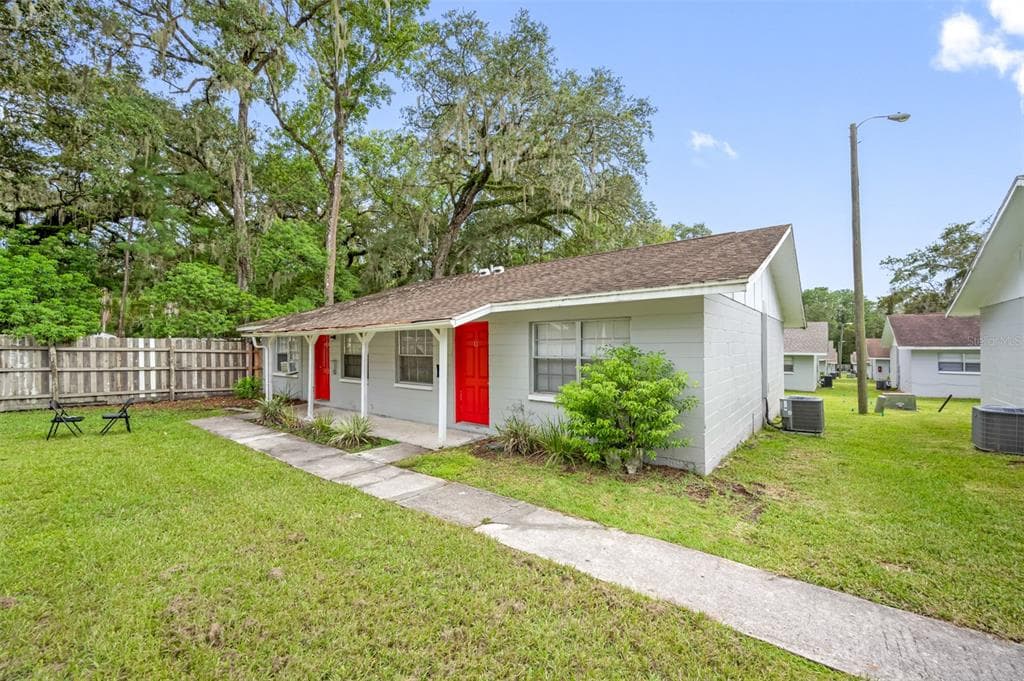 460 HALE AVENUE UNIT 16 BROOKSVILLE, FL 34601