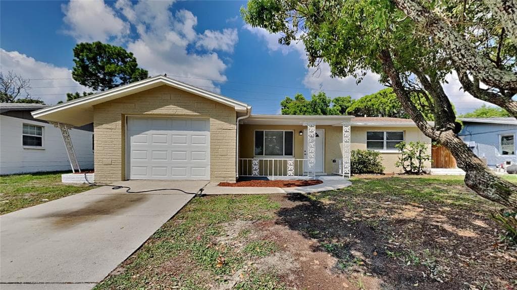 1339 DARTMOUTH DRIVE HOLIDAY, FL 34691