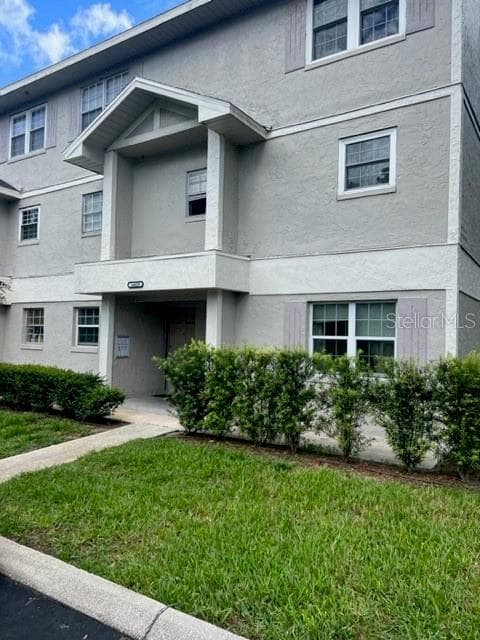 14428 REUTER STRASSE CIRCLE UNIT 2 TAMPA, FL 33613
