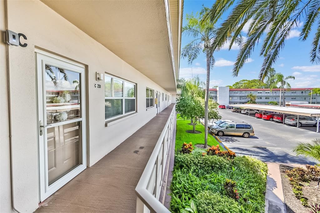 5530 80TH STREET N UNIT C201 ST PETERSBURG, FL 33709