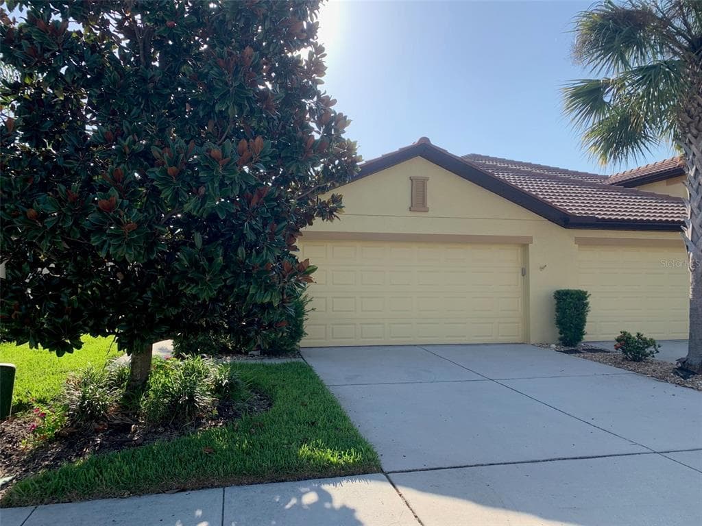 5409 SUNSET FALLS DRIVE APOLLO BEACH, FL 33572
