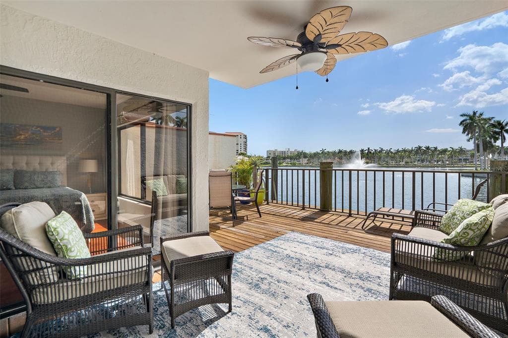 6277 BAHIA DEL MAR BOULEVARD UNIT 110 ST PETERSBURG, FL 33715