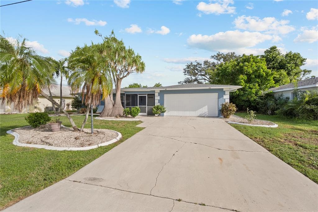 813 SE 41ST STREET CAPE CORAL, FL 33904