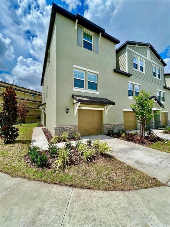 4704 TUSCAN LOON DRIVE TAMPA, FL 33619