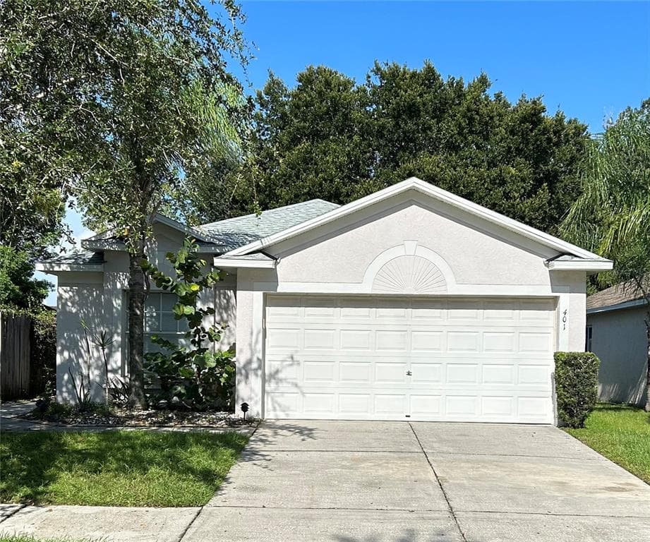 401 SCARLET MAPLE COURT