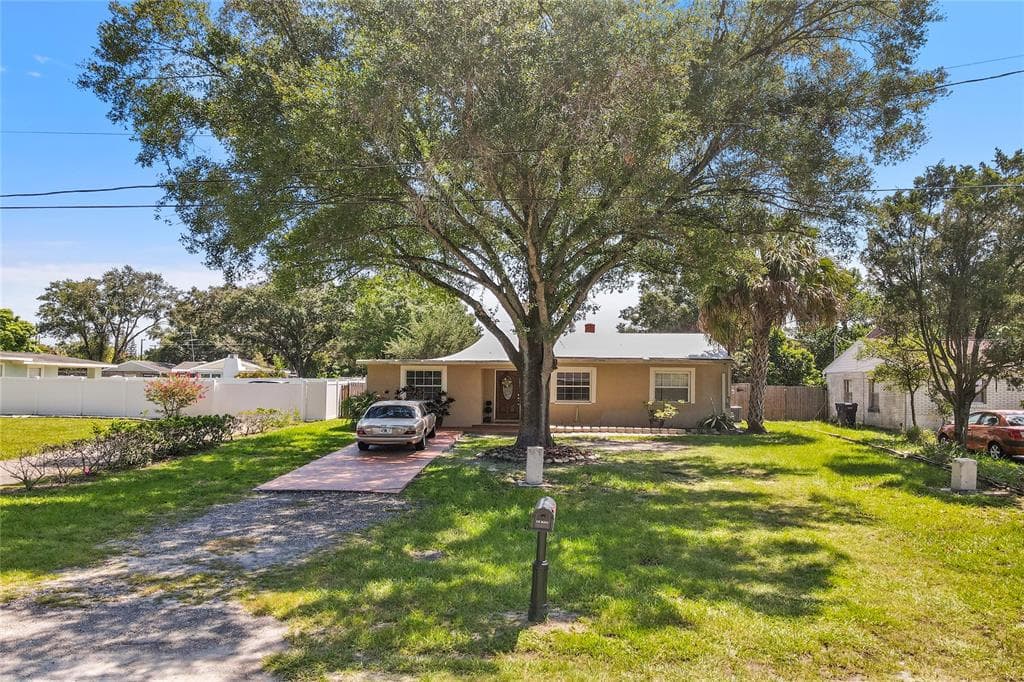 4213 N MANHATTAN AVENUE TAMPA, FL 33614