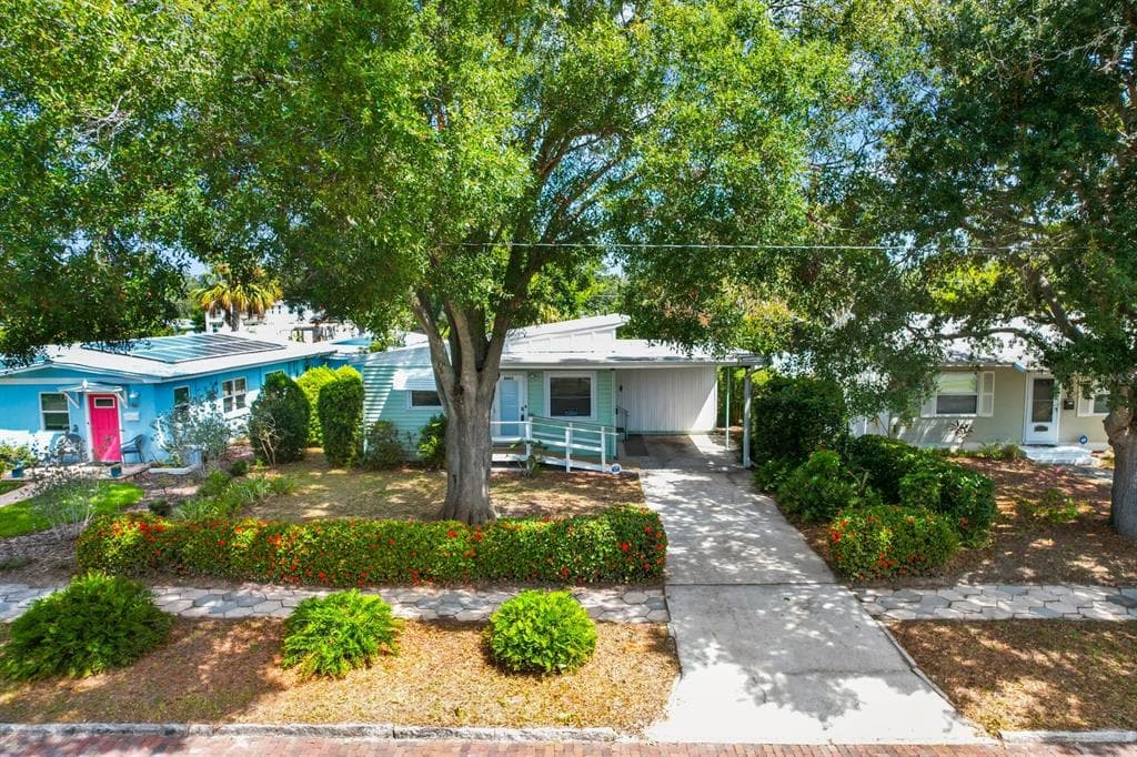 5421 4TH AVENUE N ST PETERSBURG, FL 33710