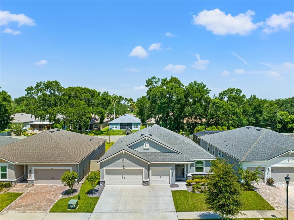 2512 VALLEY SUNSET LANE VALRICO, FL 33594