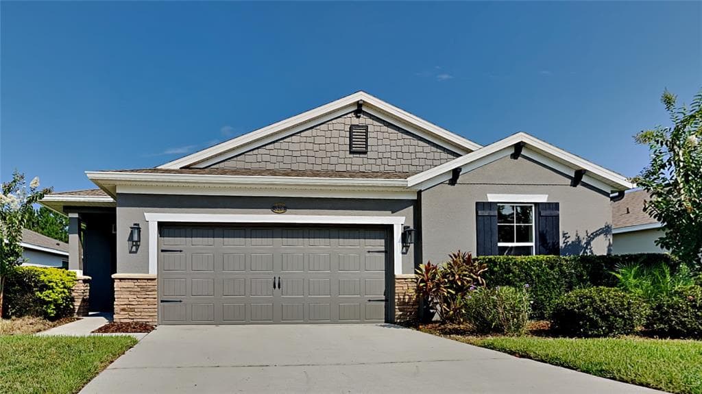 328 W FREESIA COURT DELAND, FL 32724