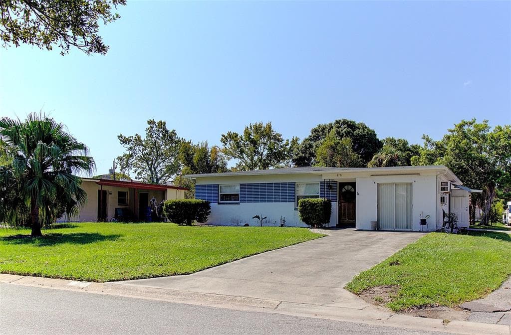 870 87TH AVE N ST PETERSBURG, FL 33702