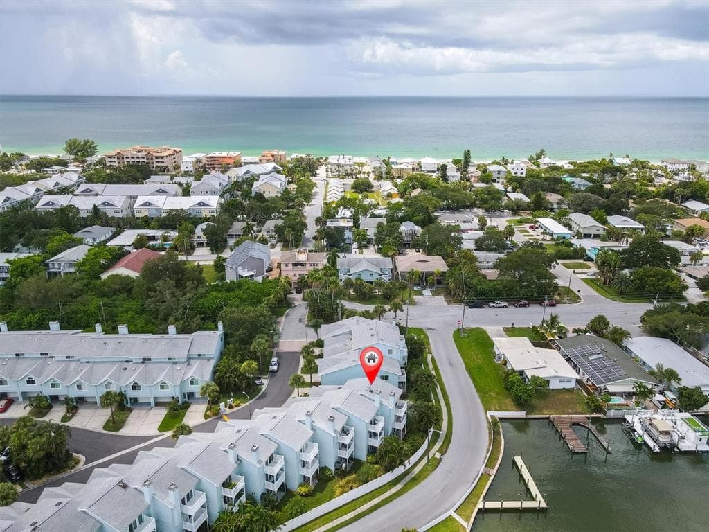 510 GARLAND CIRCLE INDIAN ROCKS BEACH, FL 33785