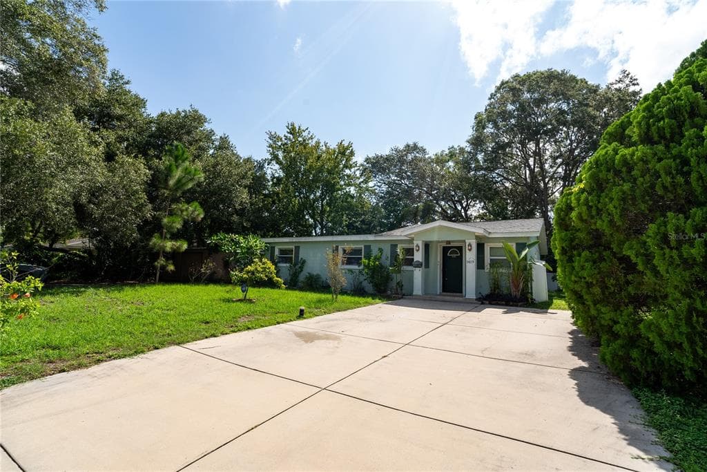 1419 NORFOLK STREET N ST PETERSBURG, FL 33710