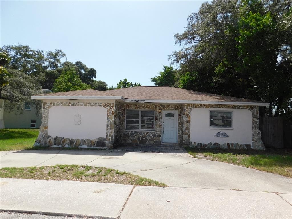 5460 113TH STREET SEMINOLE, FL 33772
