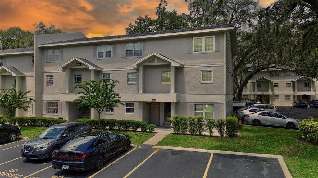 14428 REUTER STRASSE CIRCLE UNIT 118 TAMPA, FL 33613