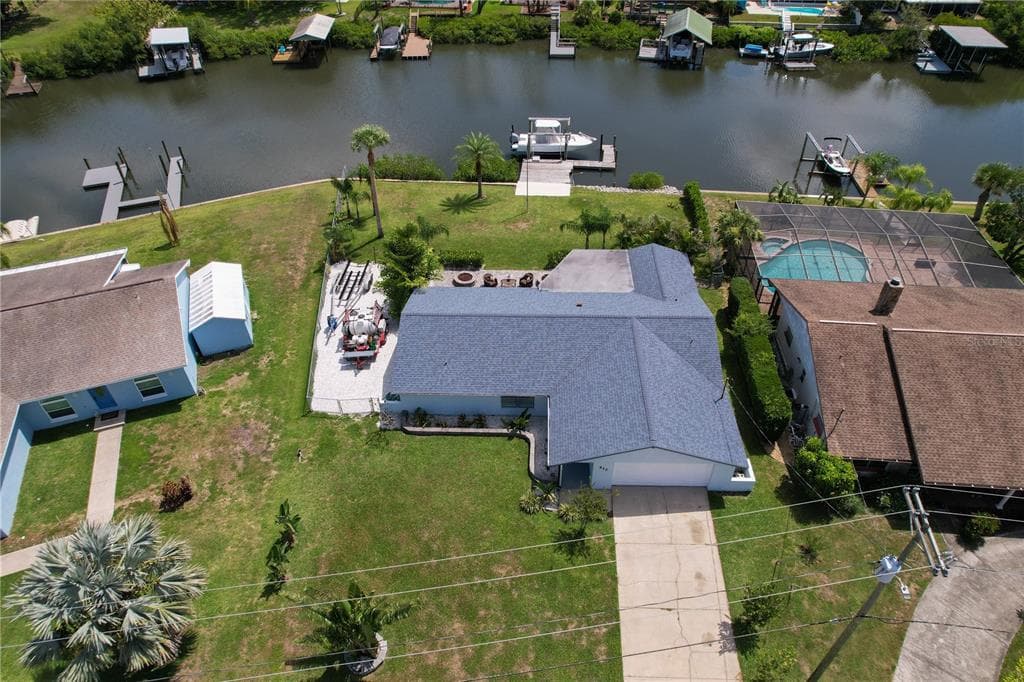 317 FLAMINGO DRIVE