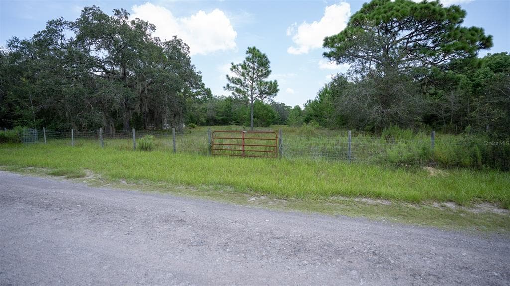 18106 OSHAWA DRIVE HUDSON, FL 34667