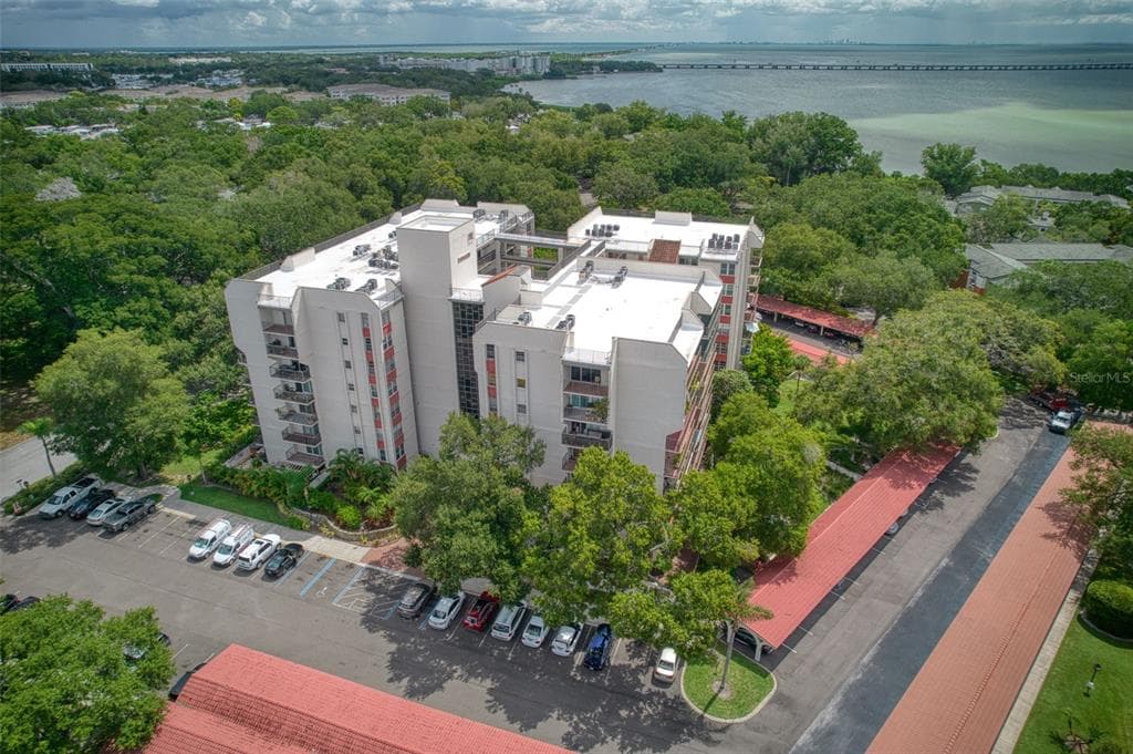 2699 SEVILLE BOULEVARD UNIT 407 CLEARWATER, FL 33764