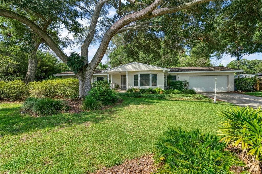 1717 WINFIELD ROAD S CLEARWATER, FL 33756