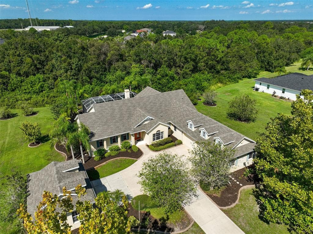 17615 WHITE TAIL COURT PARRISH, FL 34219
