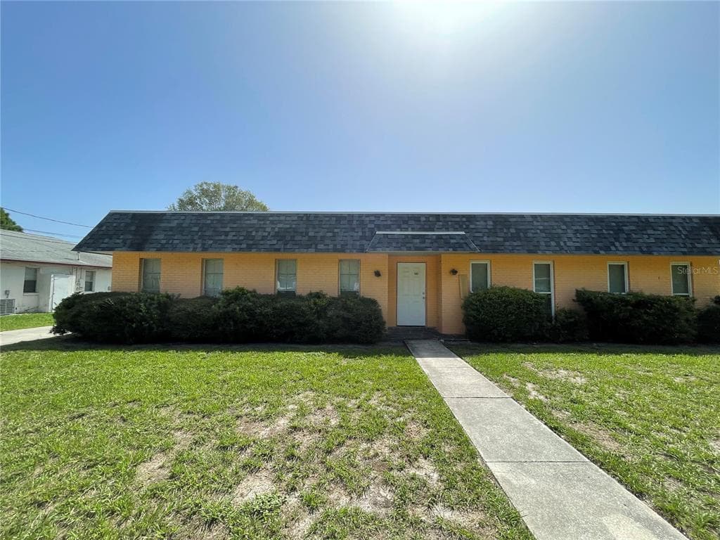 143 NEW YORK AVENUE DUNEDIN, FL 34698
