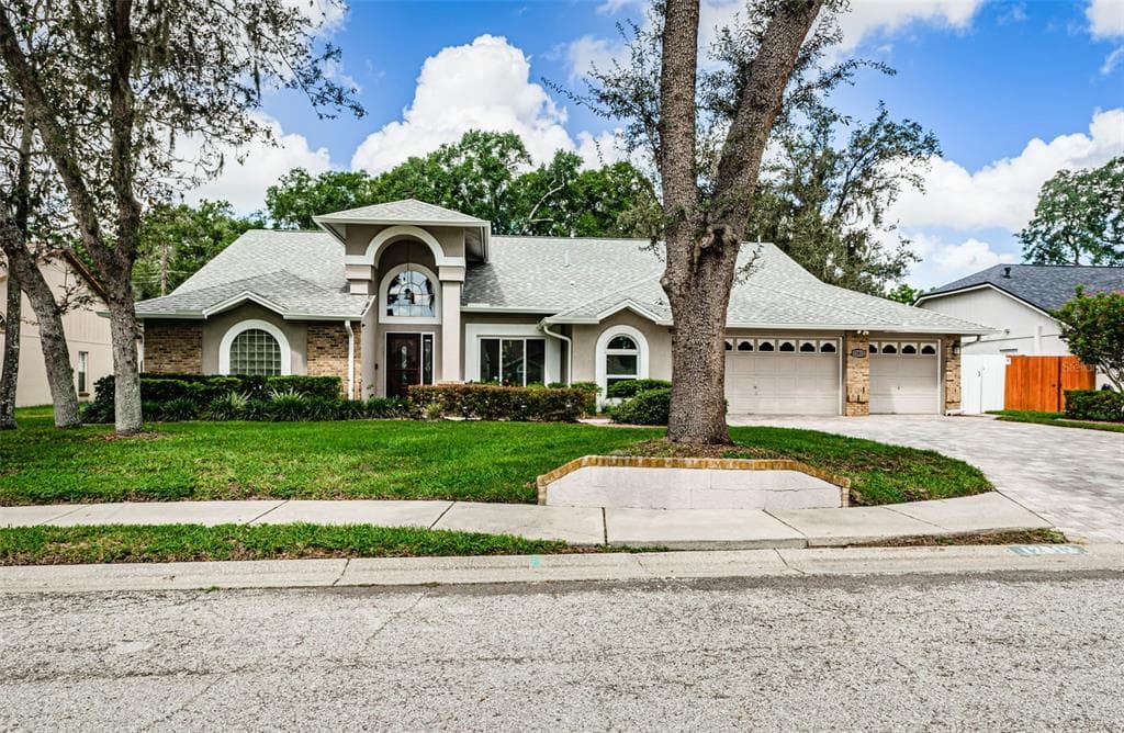 12812 WALLINGFORD DRIVE