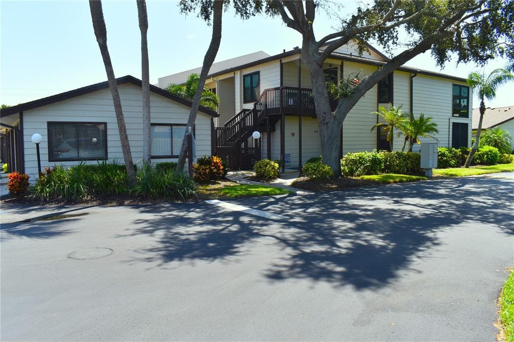 7163 28TH AVENUE W UNIT 2114 BRADENTON, FL 34209
