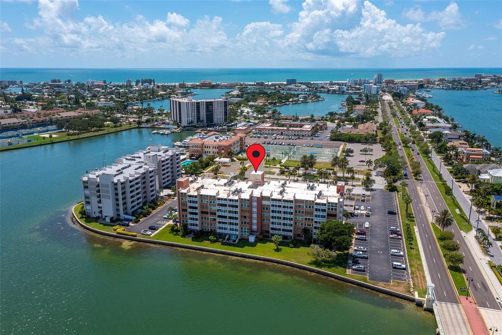 500 TREASURE ISLAND CAUSEWAY UNIT 306 TREASURE ISLAND, FL 33706