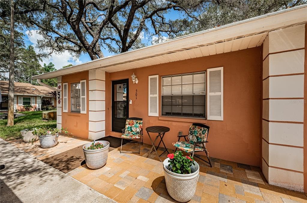 2250 DRUID ROAD E UNIT 501 CLEARWATER, FL 33764