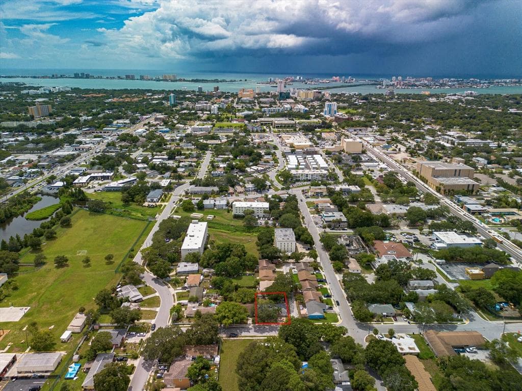 204 S EVERGREEN AVENUE CLEARWATER, FL 33756