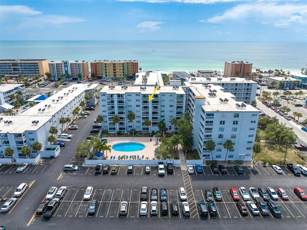 17117 GULF BOULEVARD UNIT 636