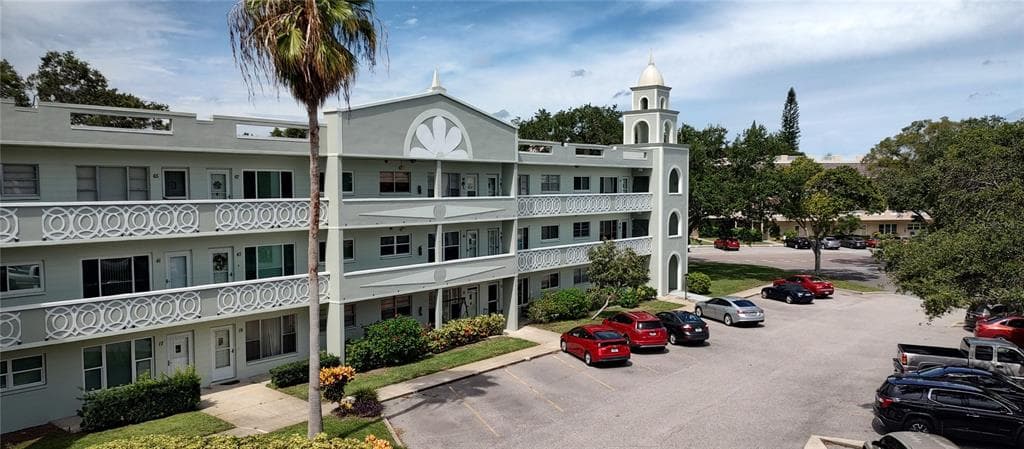 2257 WORLD PARKWAY BOULEVARD W UNIT 73 CLEARWATER, FL 33763