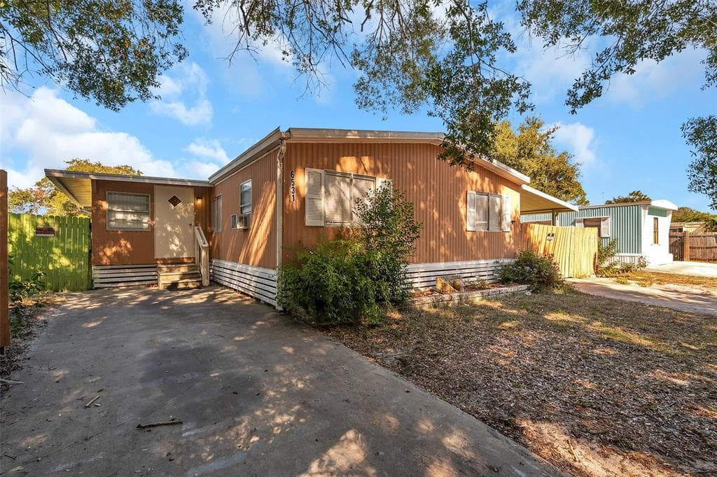 6531 TRALEE AVE NEW PORT RICHEY, FL 34653