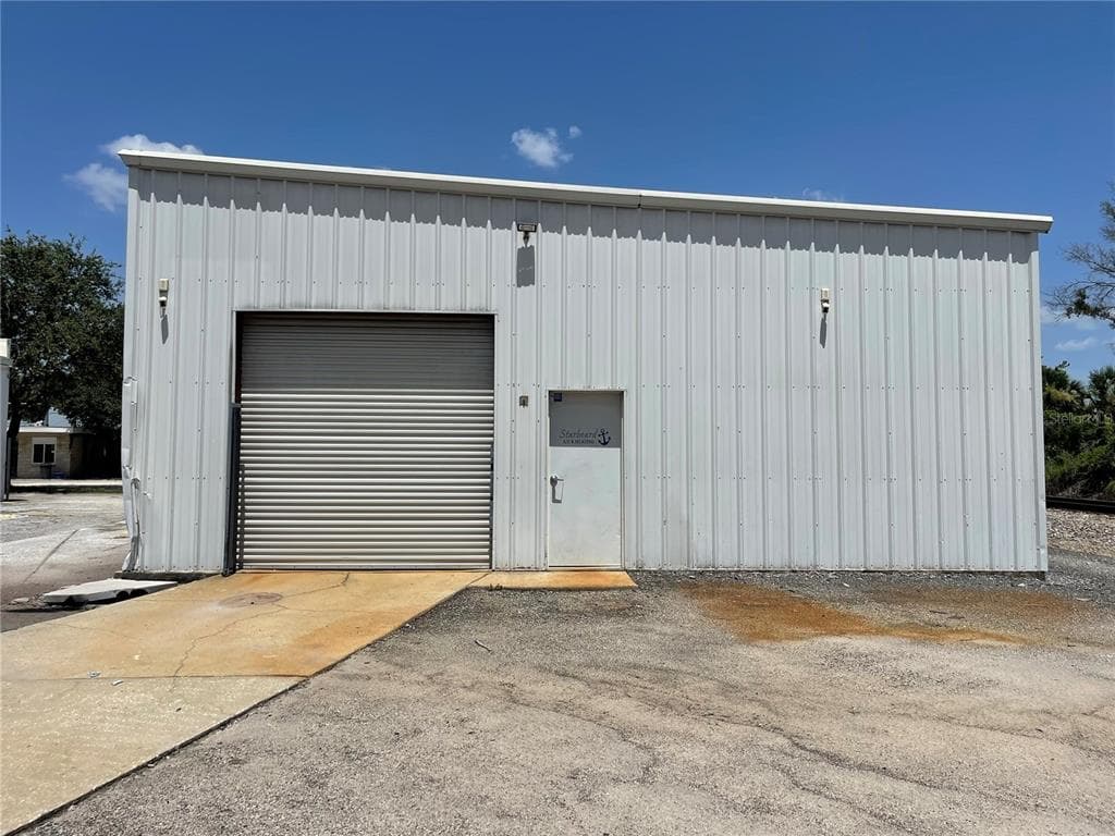 622 S COLLINS STREET PLANT CITY, FL 33563