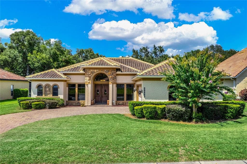 12825 BRUNELLO CIRCLE CLERMONT, FL 34711