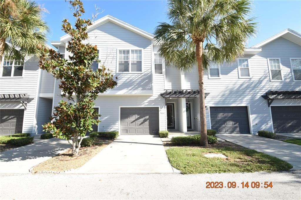 8319 KING BLOSSOM COURT TAMPA, FL 33615