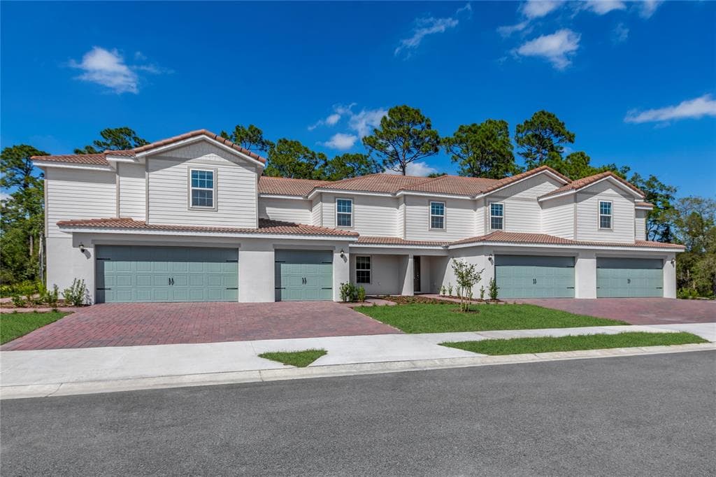 615 BAY LEAF DRIVE POINCIANA, FL 34759