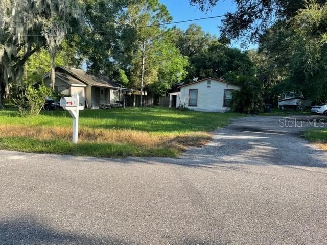 6808 NEW YORK DRIVE TAMPA, FL 33619